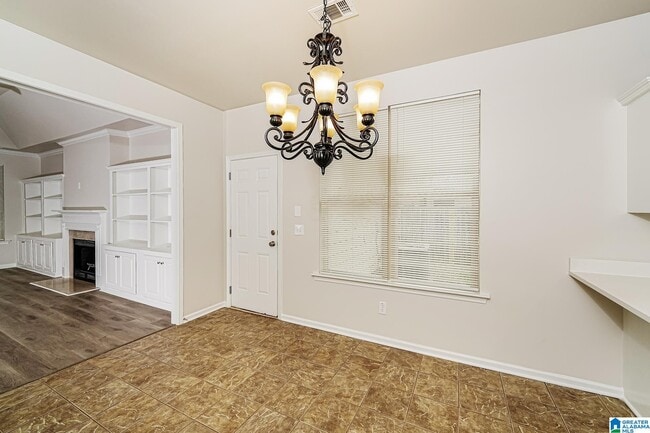 Building Photo - 1291 Washington Dr