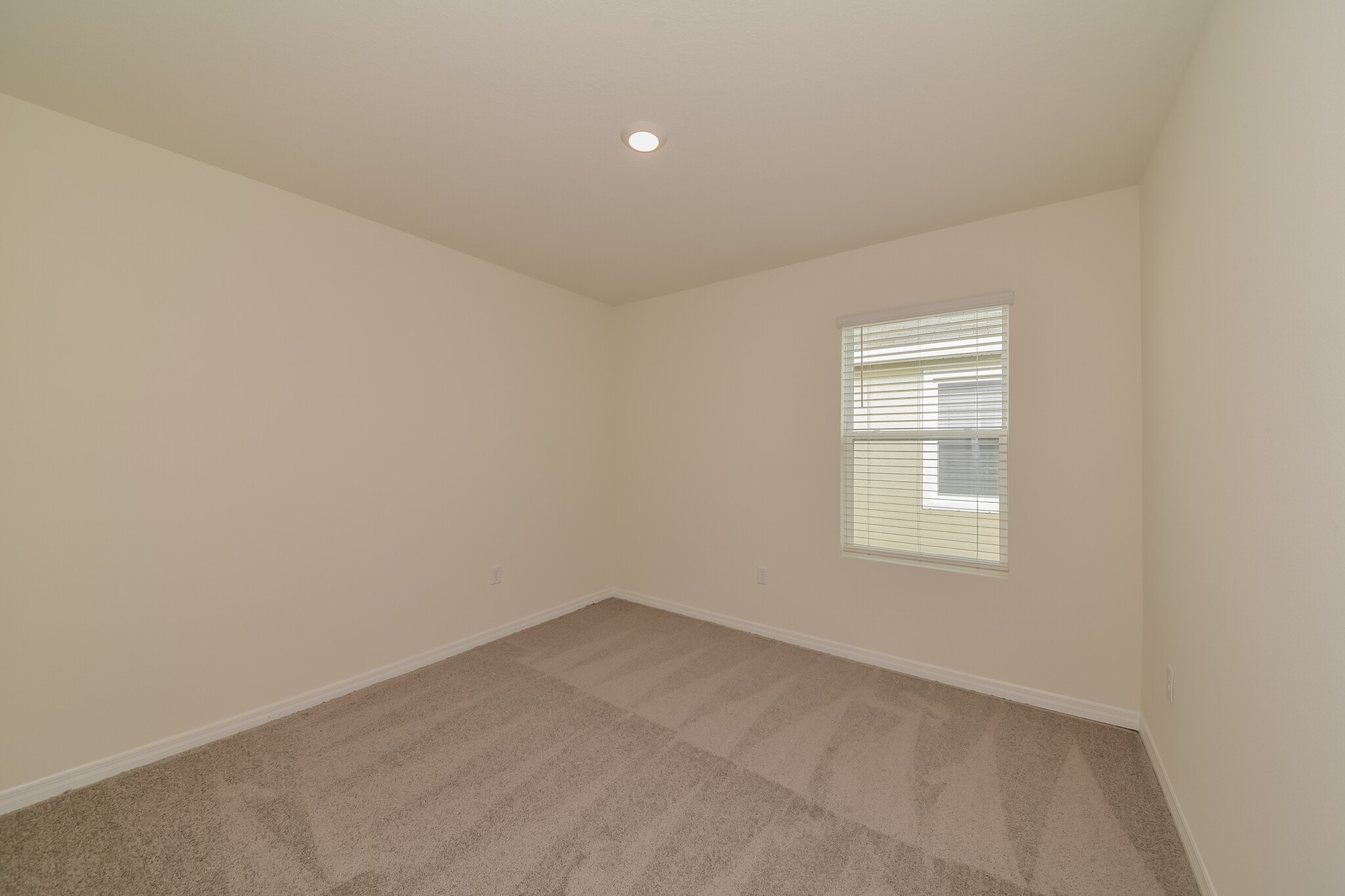 Building Photo - 16935 Trite Bend St