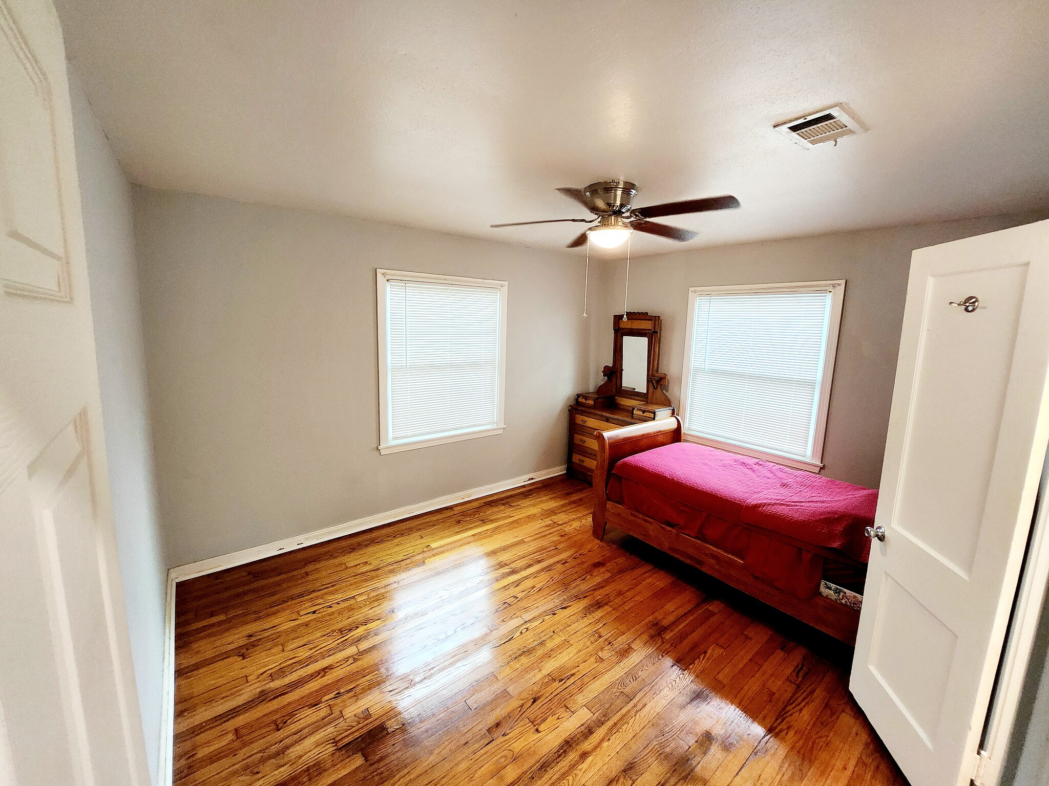 Building Photo - 618 Dunkley Dr