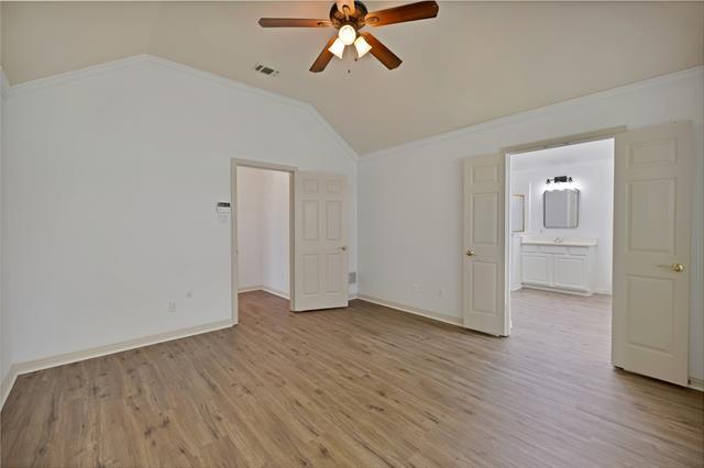 Building Photo - 5516 Broken Bend Dr