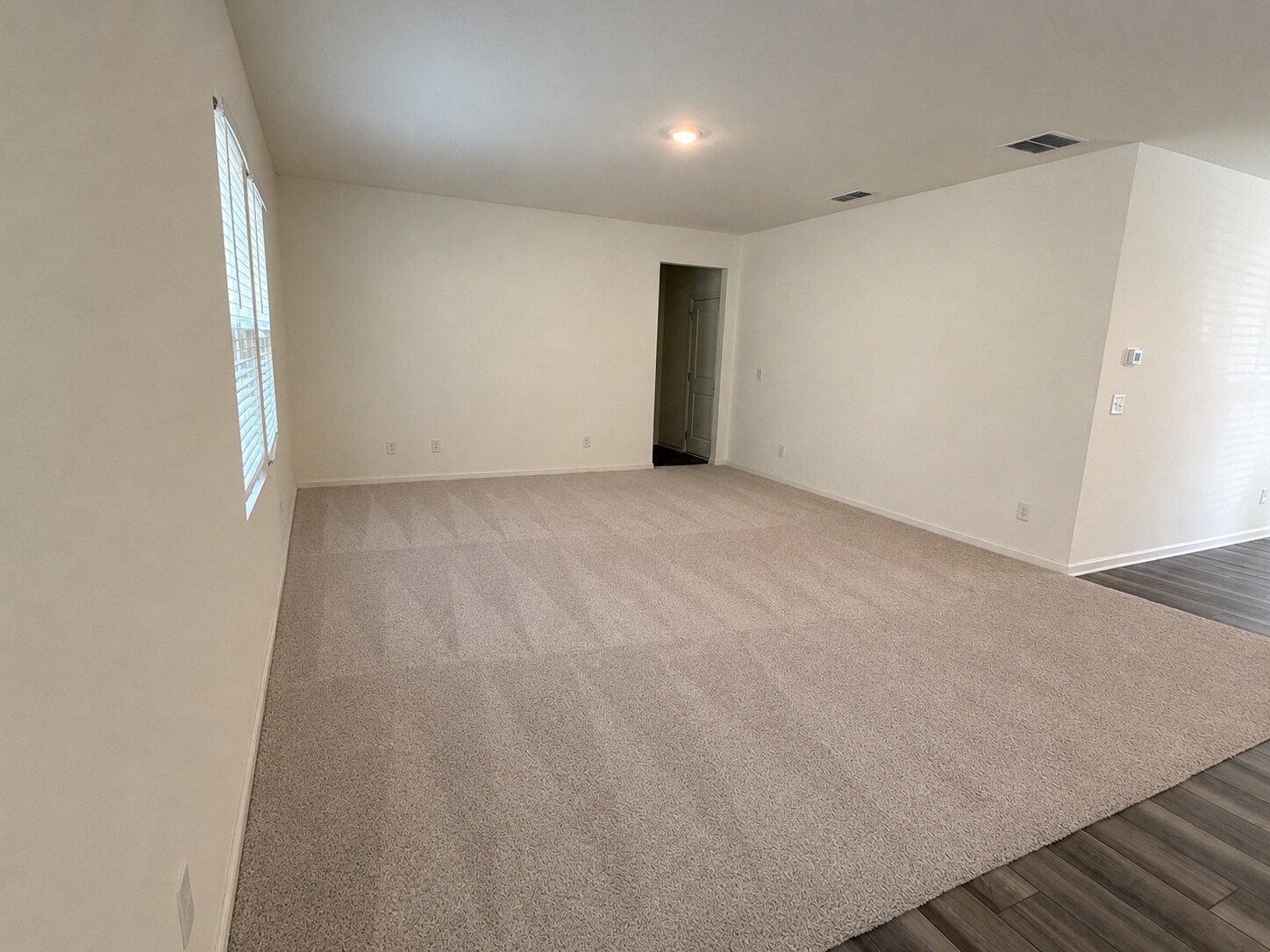 Living Room - 628 Knightsbridge Ln