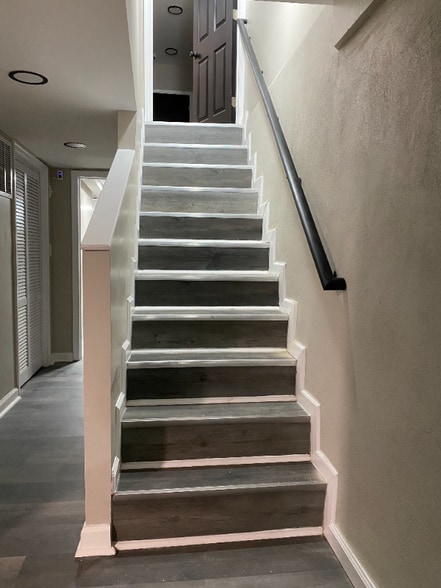 Building Photo - 2123 Sinclair Ln