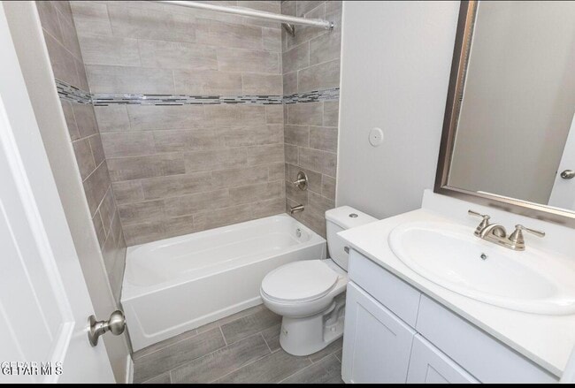 Building Photo - 1208 Golden Summer Pl