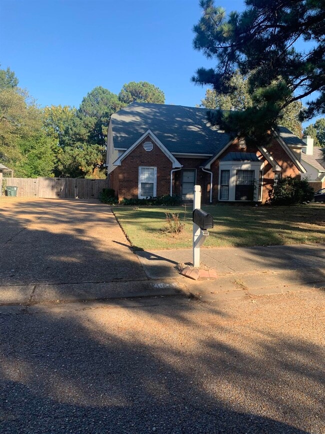 Building Photo - 4834 Sturbridge Ln