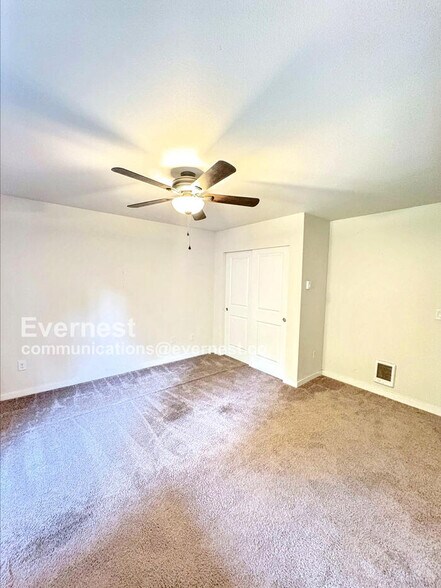 Building Photo - 19403 7th Ave W