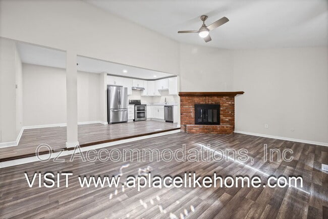 Building Photo - 13909 Falkirk Cir
