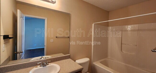 Building Photo - 6864 Mountain Cir