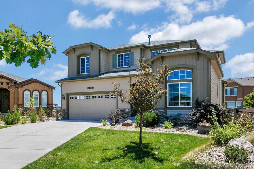 front - 7272 Jagged Rock Cir