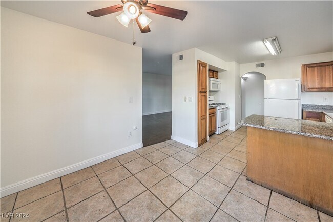Primary Photo - 6500 W Lake Mead Blvd