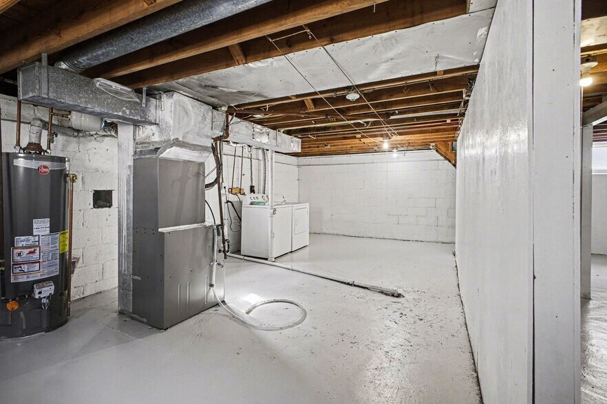 Building Photo - 7030 Emma Ave