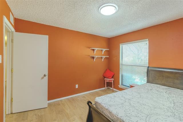 Building Photo - 2614 St George Dr