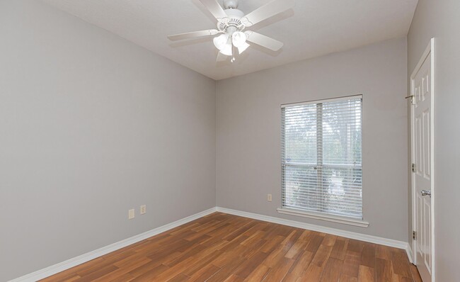 Building Photo - 5 Piedmont Cove