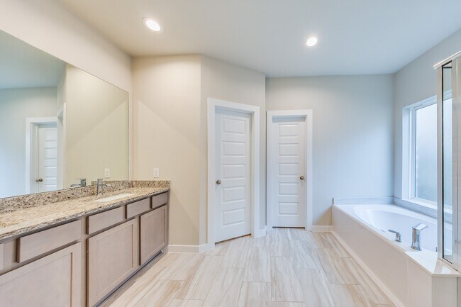 Building Photo - 15630 Countesswells Dr