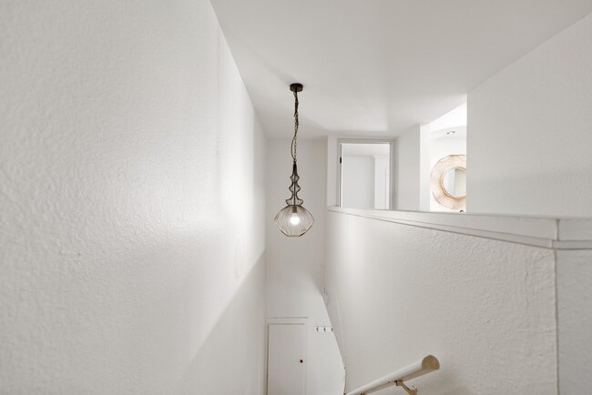 Building Photo - 48792 Desert Flower Dr