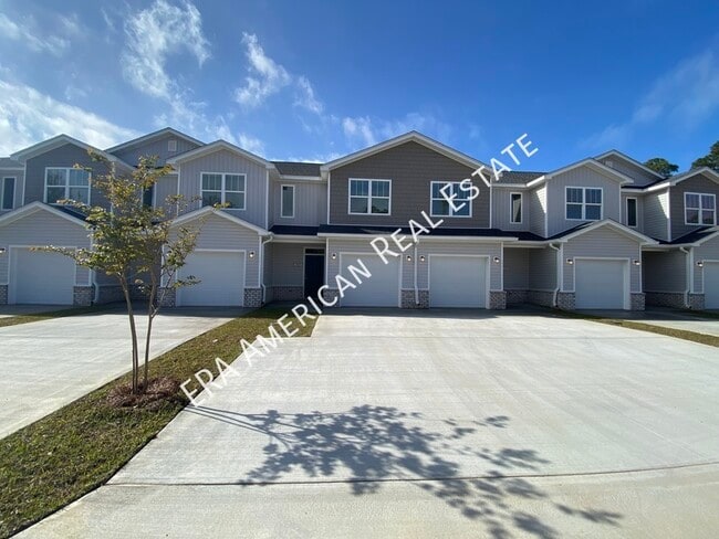 Primary Photo - 983 Skylark Rd