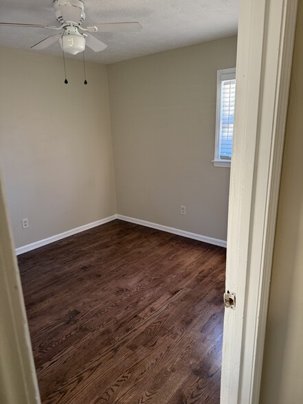 Building Photo - 4624 BURNS RD NW