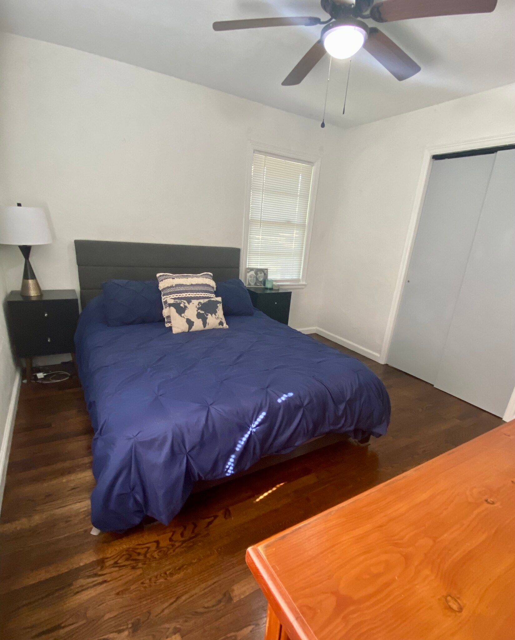 Double closet (Queen bed) - 3172 Sandusky Dr