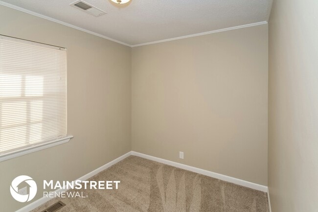 Building Photo - 1032 Sandy Brook Cir