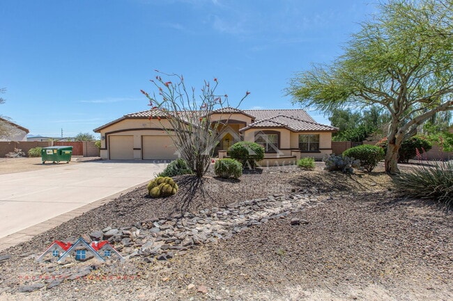 Building Photo - 38414 N 12th St