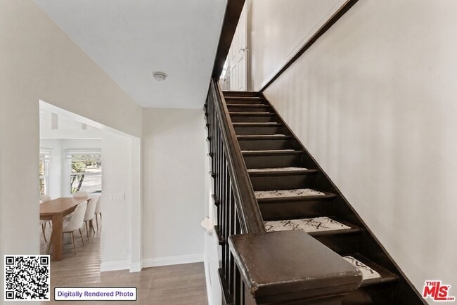 Building Photo - 5245 S San Vicente Blvd