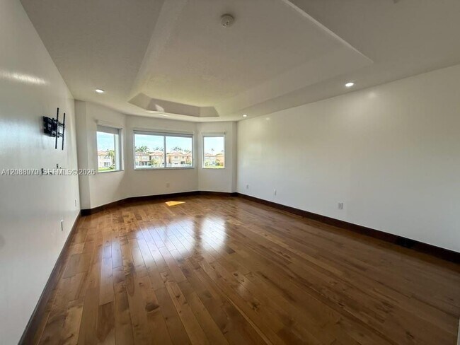 Building Photo - 11462 NW 69th Terrace
