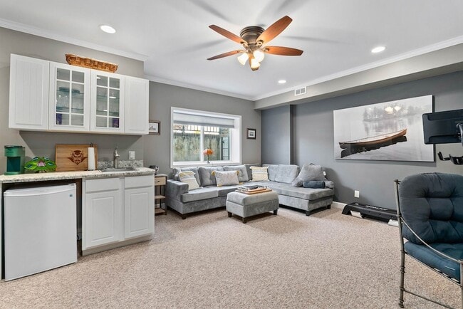 Building Photo - 3369 Preston Shore Dr