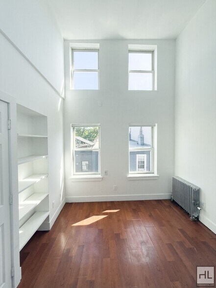 Building Photo - HARMAN STREET / Bushwick / 1-Bed (Flex 2) ...