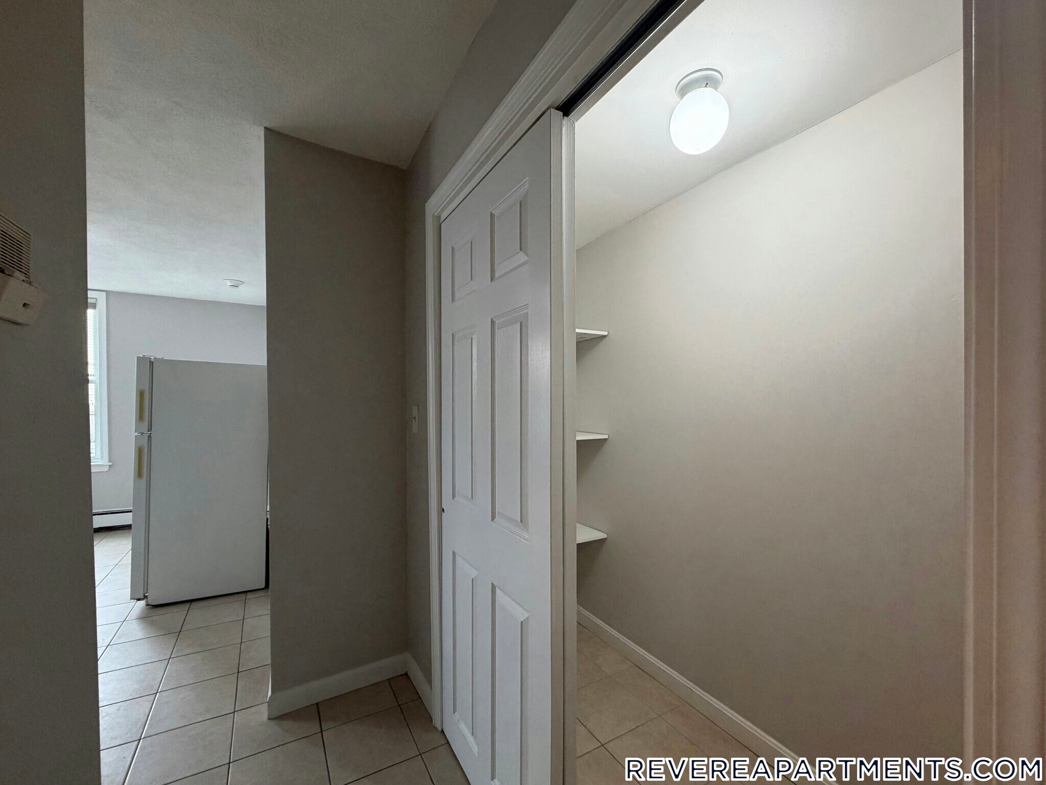 Building Photo - 165 Hichborn St