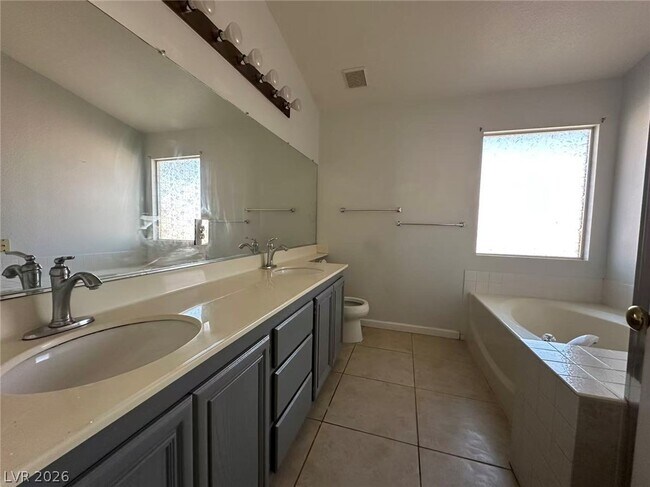 Building Photo - 8275 Cedar Leaf Dr