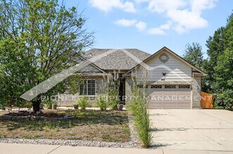 Building Photo - Charming Home with Central AC and Gas Fire...