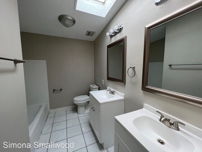 Building Photo - 4 br, 2 bath House - 101 S Evelyn Avenue