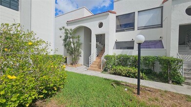 Building Photo - 3544 Magellan Cir