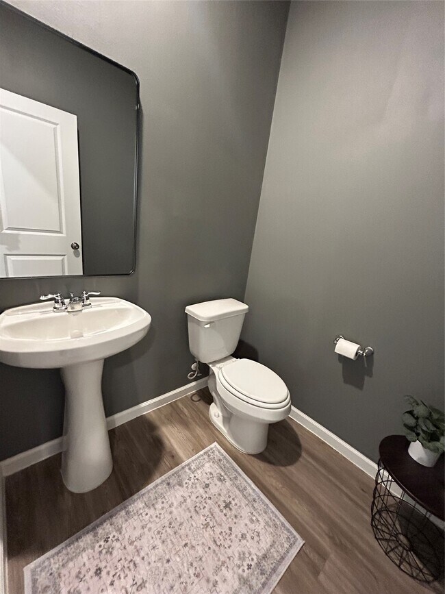 Building Photo - 8034 Peppercorn St