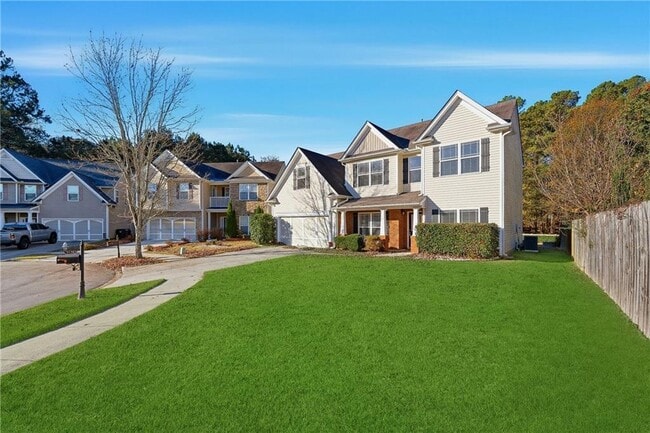 Building Photo - 5670 Winter Bluff Way NE