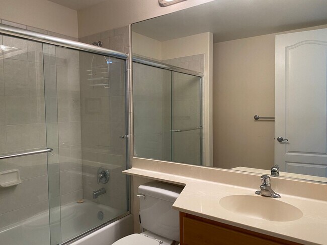Building Photo - Ali'i Cove Turnkey 2 Bedroom 2 Bathroom wi...