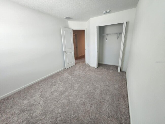 Building Photo - 3371 SE 37th Ave Rd