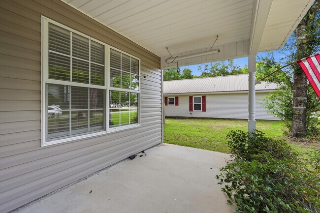 Building Photo - 357 Timber Wind Dr