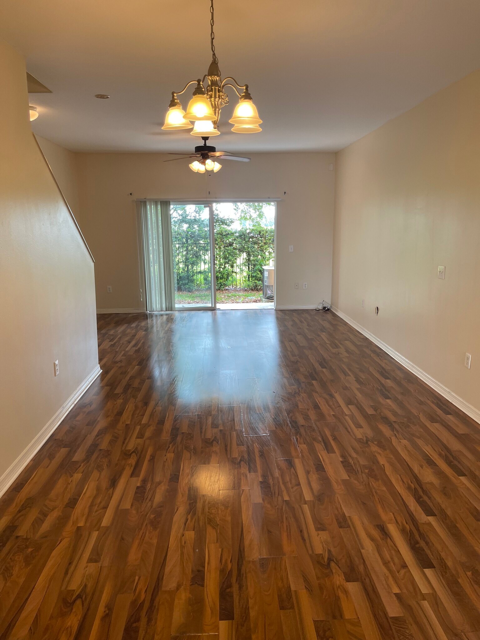 Building Photo - 4213 Winding Vine Dr