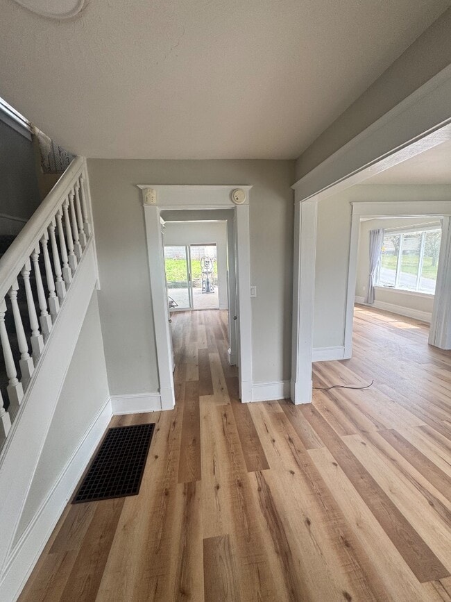 Building Photo - 5017 Highland Park Ave