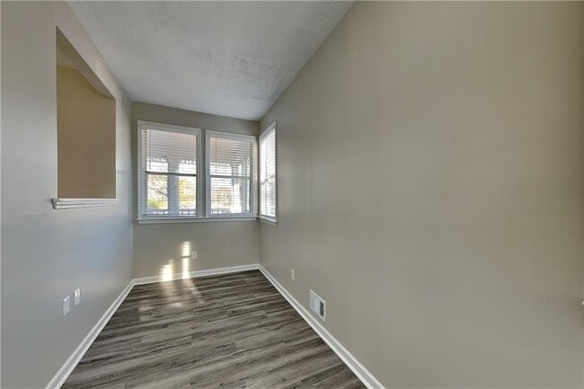 Building Photo - 4440 Coventry Ct