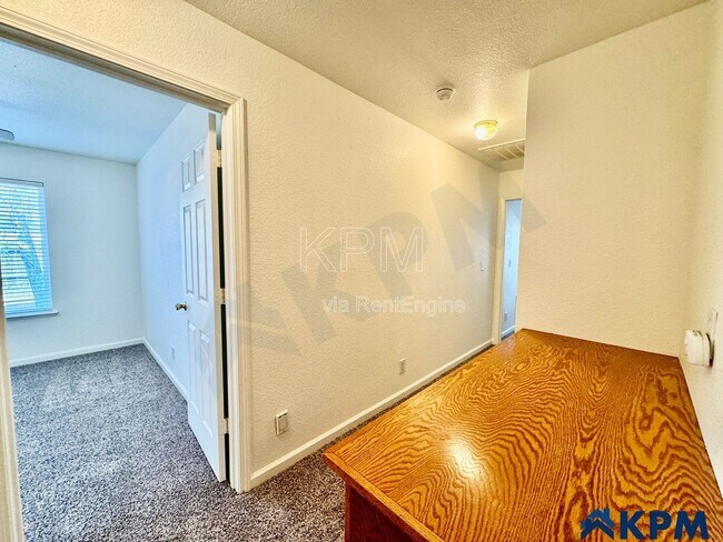 Building Photo - 18515 Monte Vista Dr