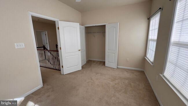 Building Photo - 110 Gate Stone Ln