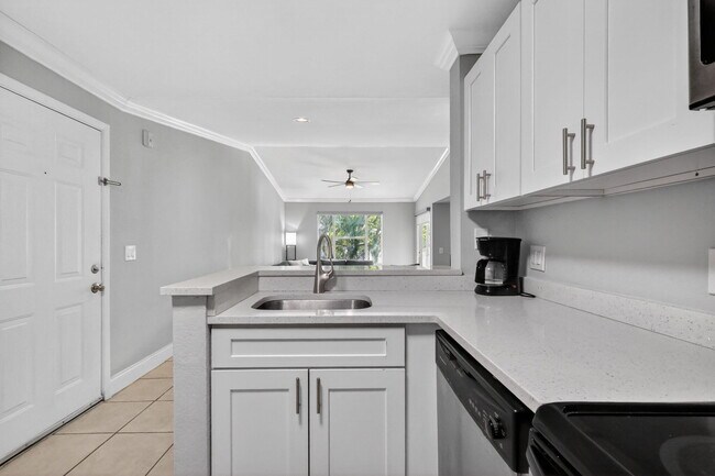 Building Photo - 1740 Palm Cove Blvd