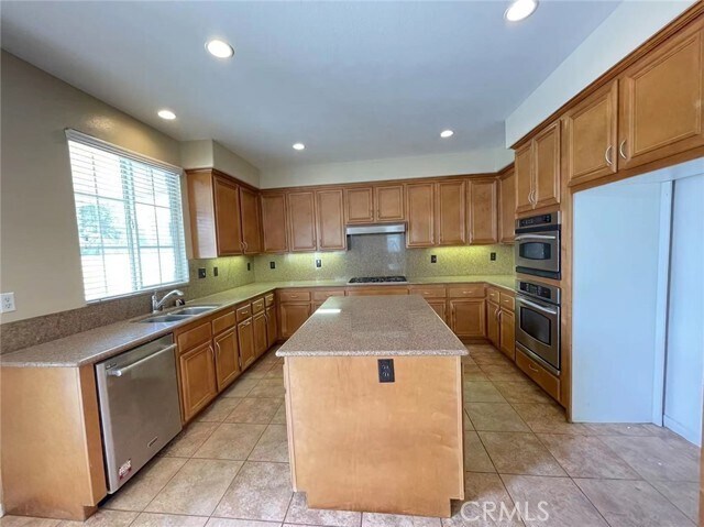 Building Photo - 12761 Wild Horse Way