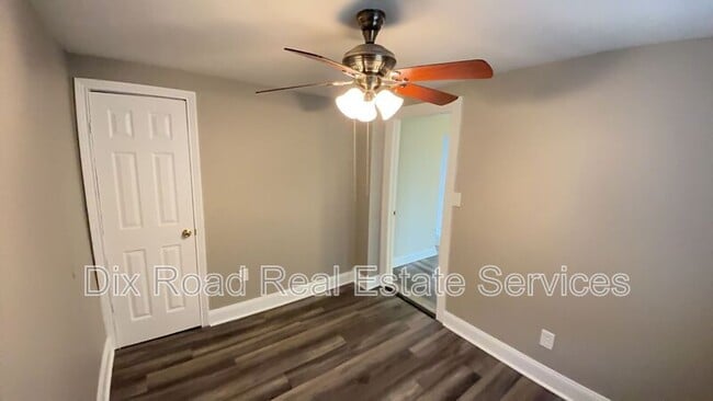 Building Photo - 1408 Western Ave