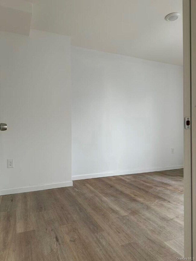 Building Photo - 70-26 Queens Blvd