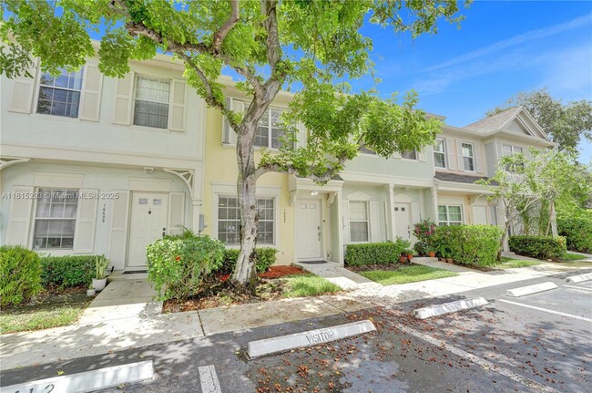 Building Photo - 16607 Hemingway Dr