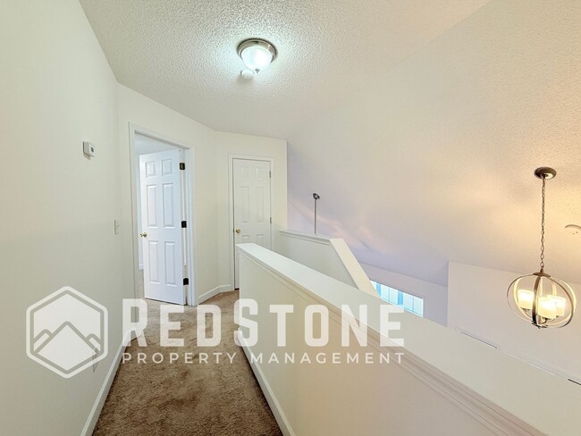 Building Photo - 131 Hoskins Cir