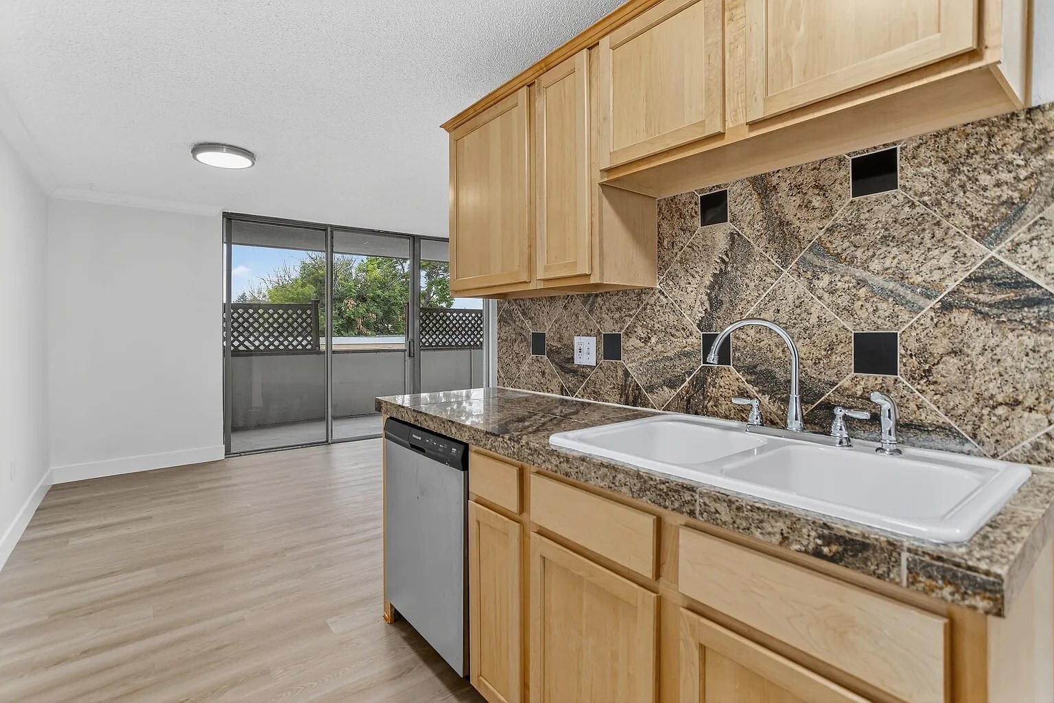 Building Photo - 1267 Lafayette St