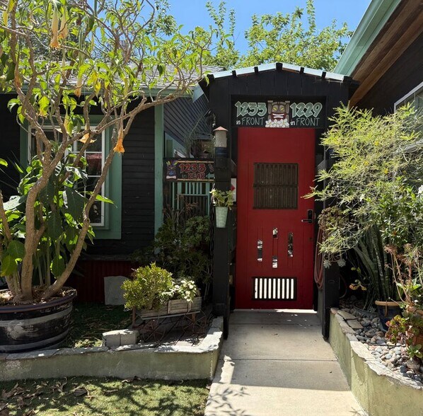 Building Photo - 1233 Arlington Ave